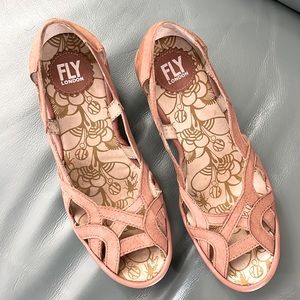 FLY LONDON, Yadi-interwoven straps peep toe wedge platform soft blush shoes.